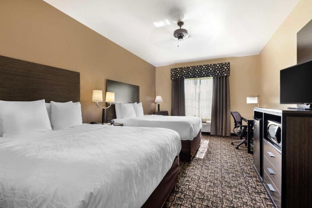 Best Western Carthage Inn & Suites