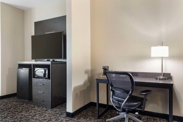 Best Western Carthage Inn & Suites image 15